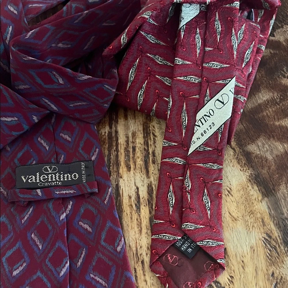 Valentino Red and Purple Patterned Men's Ties - Picture 2 of 3
